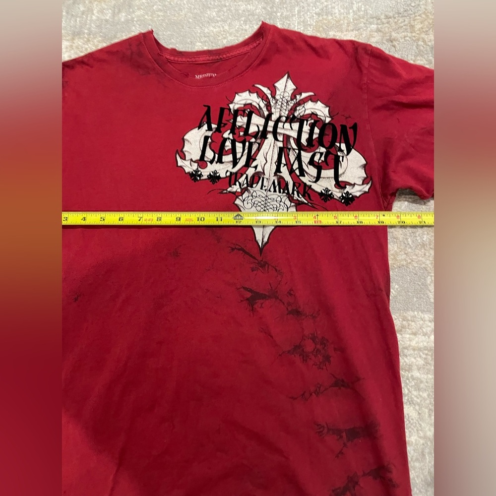 Vintage Affliction T- Shirt Velvet Graphic Grunge Size Medium Red Black - Picture 8 of 8